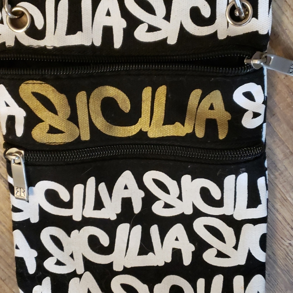 Robin Ruth shoulder bG - Picture 2 of 2